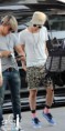 /album/big-bangs-arrival-beijing-airport/gdragon-incheon-airport-to-beijing-120804-number-jpg/